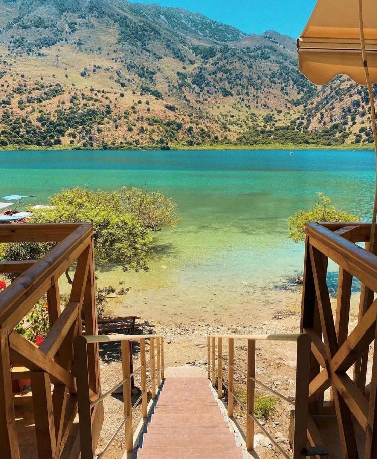 Korissia With Lake View Kournas ภายนอก รูปภาพ