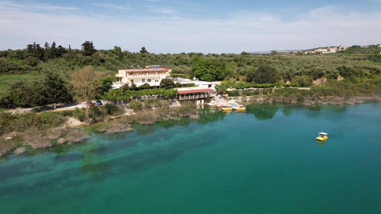 Korissia With Lake View Kournas ภายนอก รูปภาพ